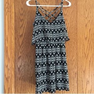 Black and white patterned dress